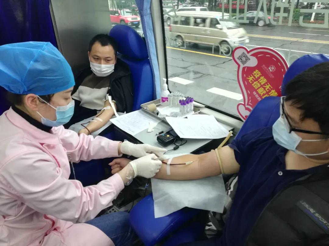 爱心献血,温暖中国,星空·官方端在线登入在行动!